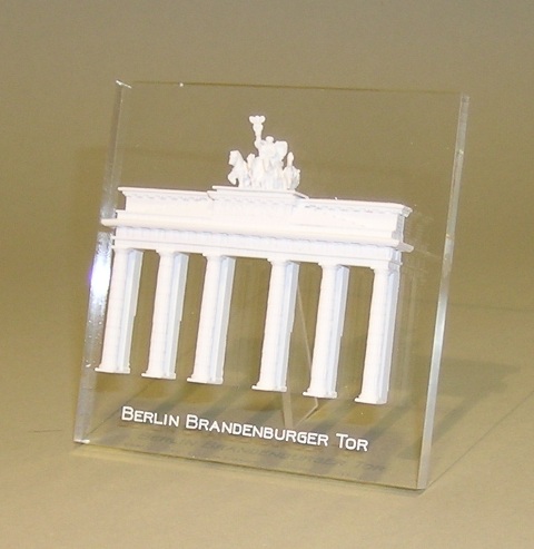 007.02  Brandenburger Tor, Relief (klein)